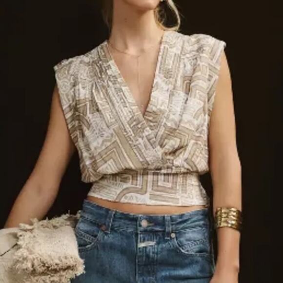 Anthropologie Neutral Beige White Textured V-Neck Wrap Sleeveless Tank Top XS - Picture 2 of 5